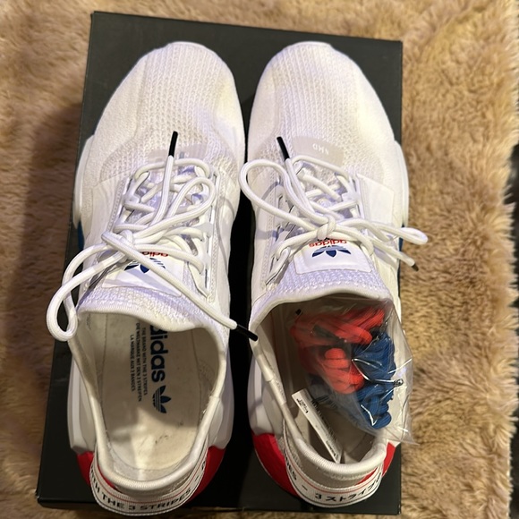 Adidas NMD_R1.V2 Sneakers - Picture 6 of 8